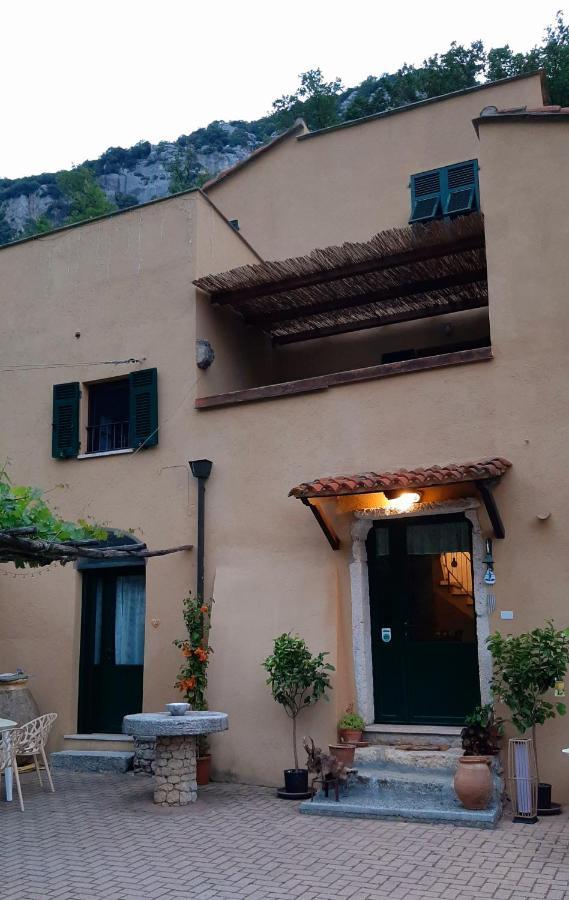 Agriturismo Alveare Finale Ligure Eksteriør bilde